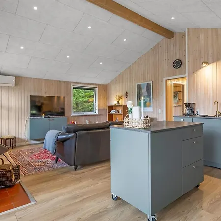 בית נופש Tole - 2km From The Sea By Interhome Bolilmark